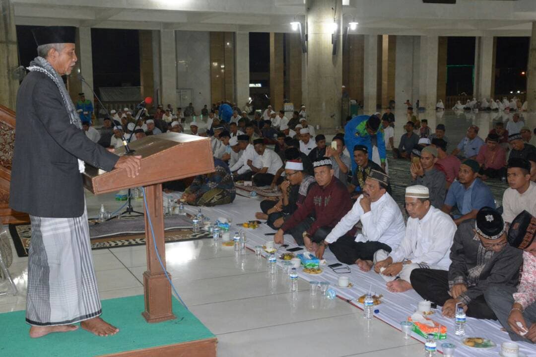 Alquran adalah kitab suci khazanah dunia dan akhirat