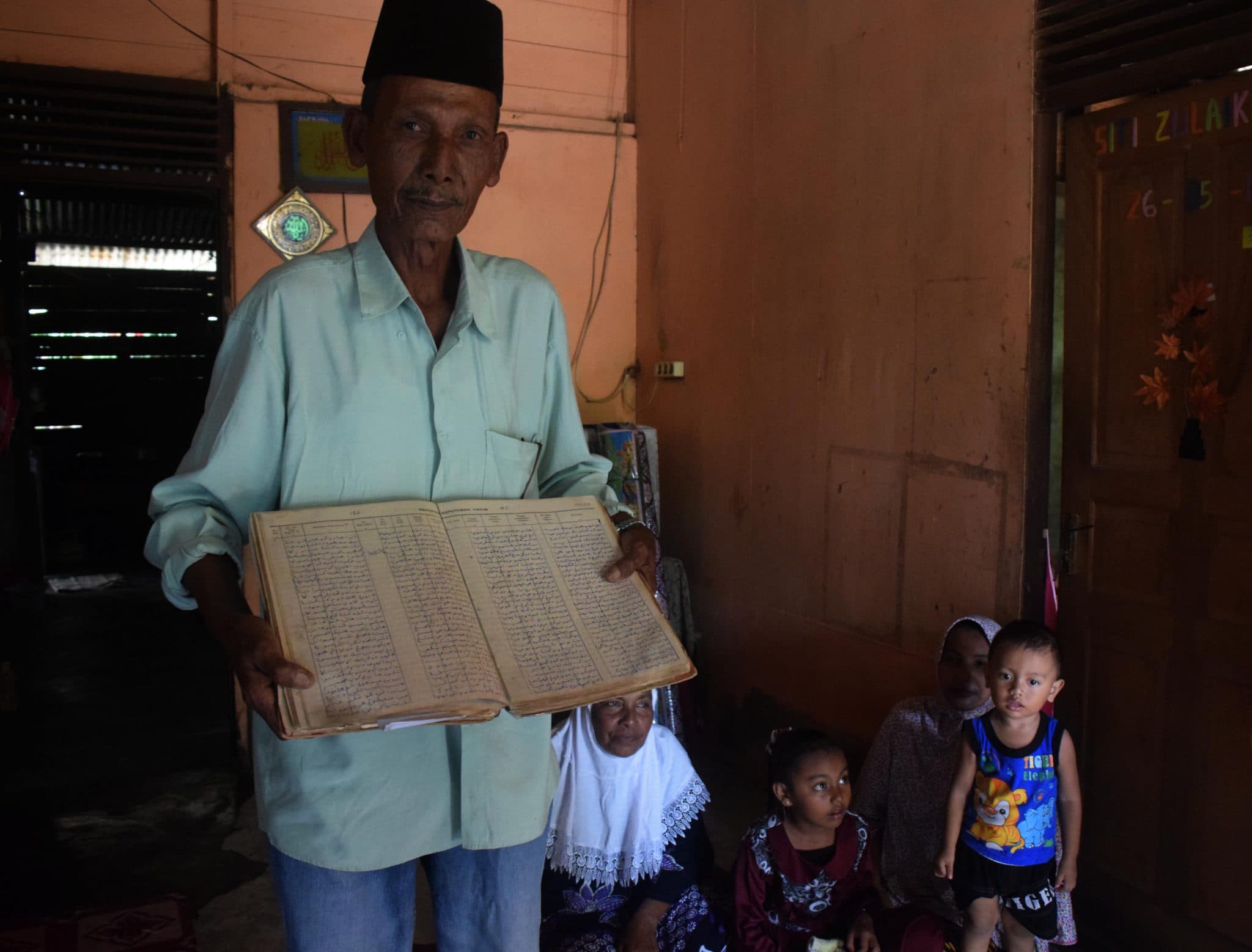 Puluhan tahun menyelamatkan Nazam Aceh