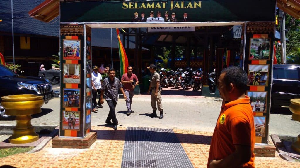 Jelang pembukaan PKA, Bupati Akmal tinjau anjungan Abdya