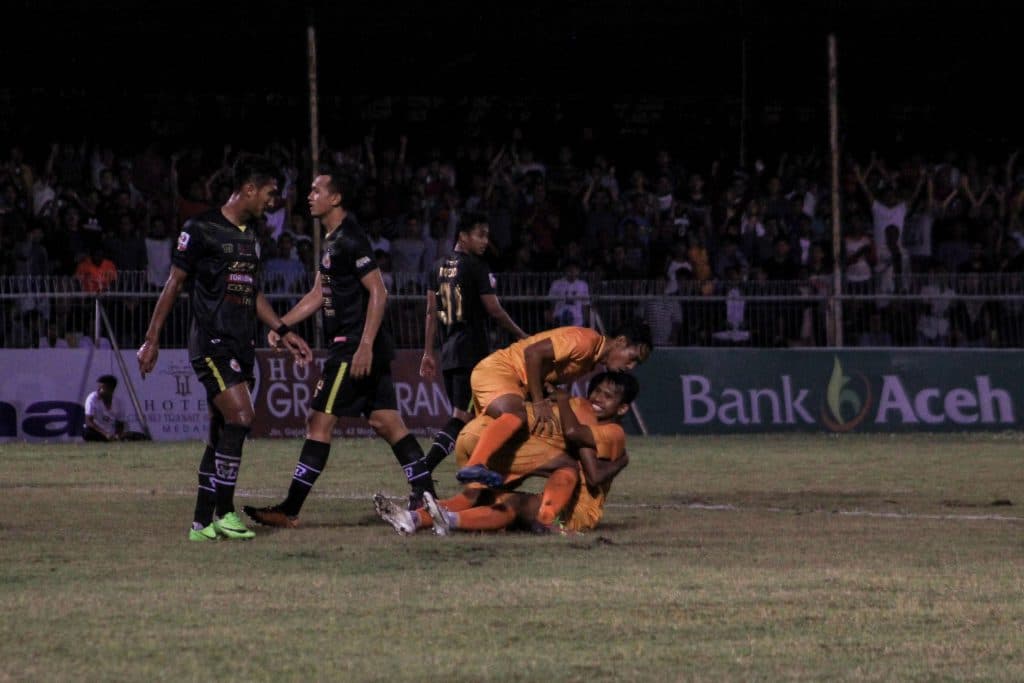 FOTO | Persiraja taklukkan Semen Padang