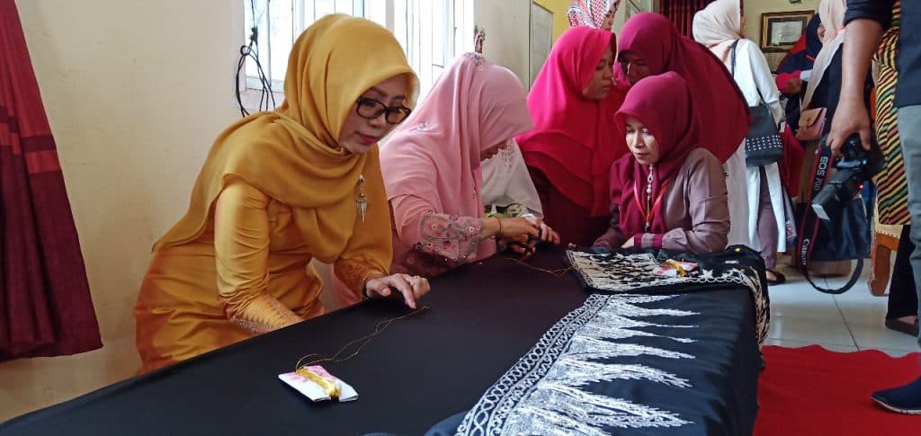 Dekranasda Siap Jual Produk Kerajinan Aceh ke Mancanegara