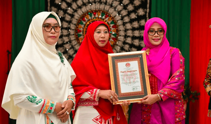 Lantik Ketua TP PKK Bener Meriah, Dyah Erti Ingatkan 3 Isu Krusial PKK