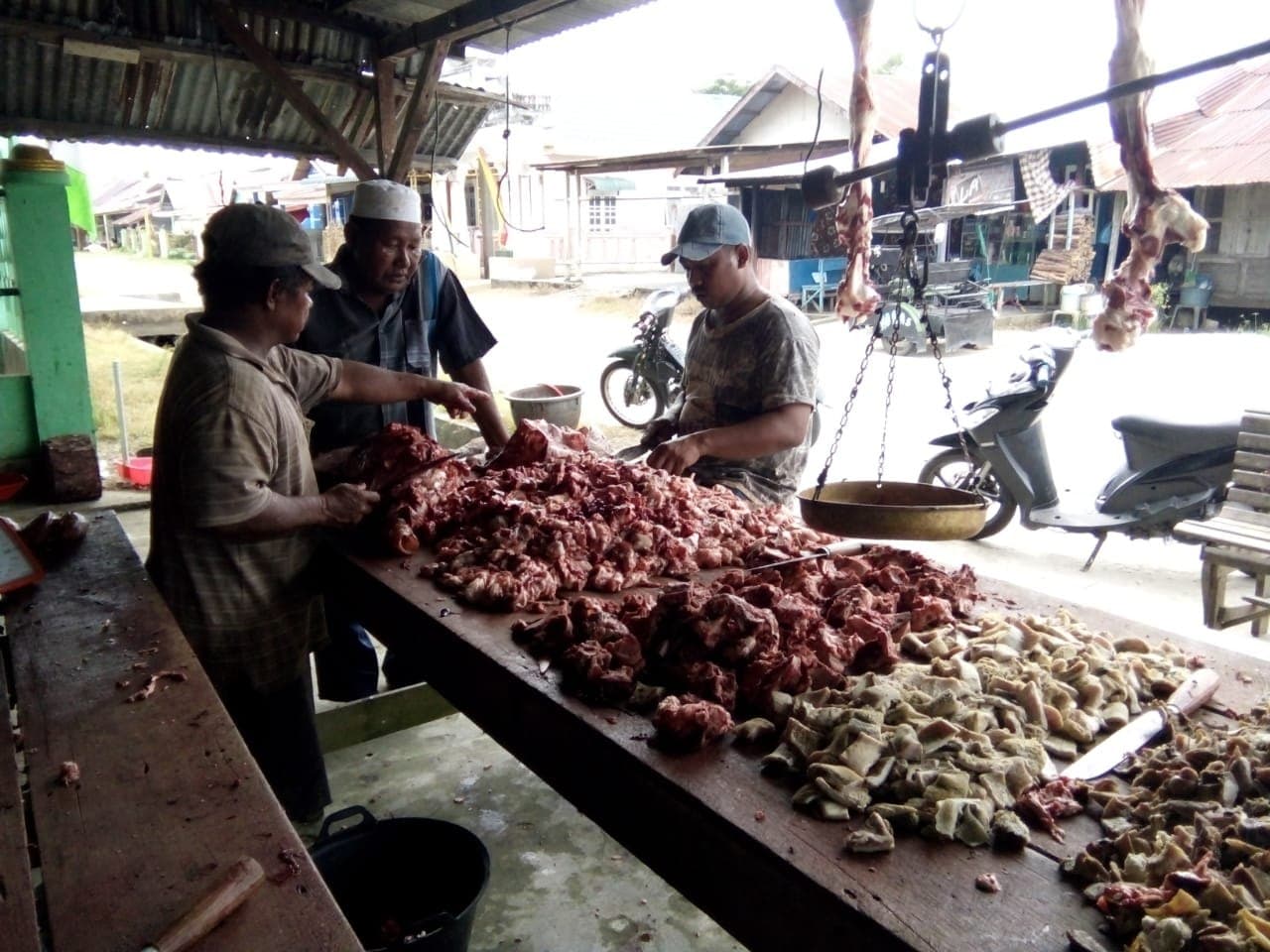 Sepi Pembeli, Harga Ayam Potong di Singkil Turun