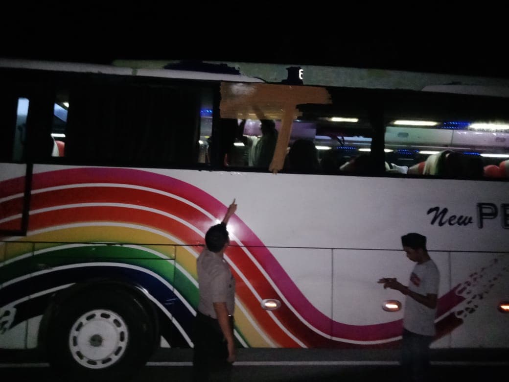 Tiga Remaja di Pidie Terciduk Saat Lempar Kaca Bus
