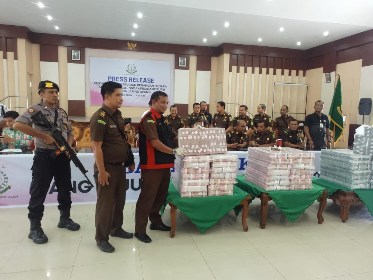 Kejati Aceh Sita Uang Rp 36,2 M dari PT Perikanan Nusantara