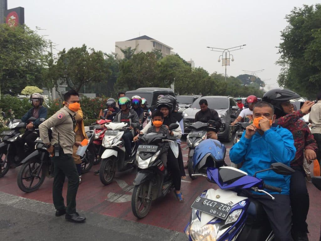 Akibat Kabut Asap Warga di Tamiang dan Langsa Mulai Terkena Gejala ISPA