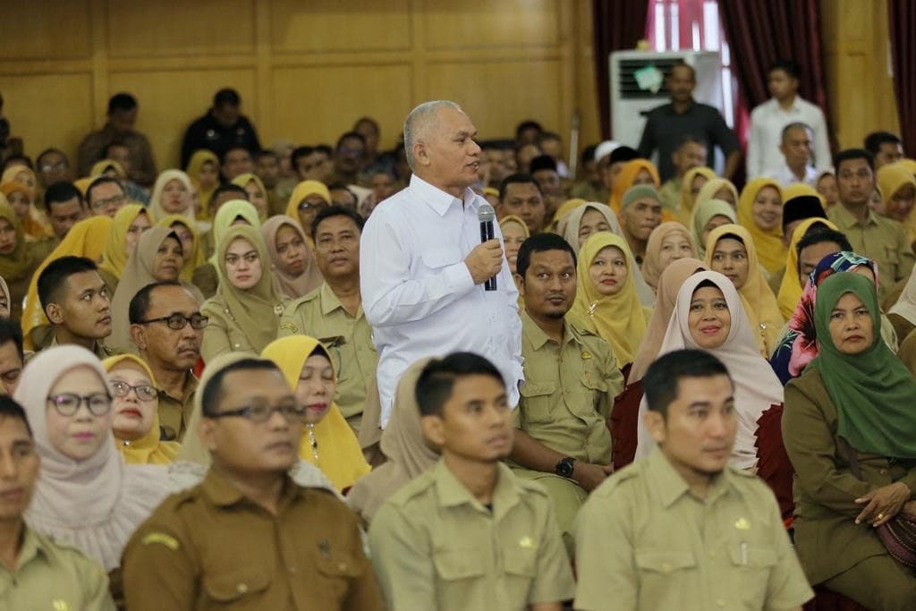 Sekda Aceh Larang Guru Kutip Uang dari Siswa