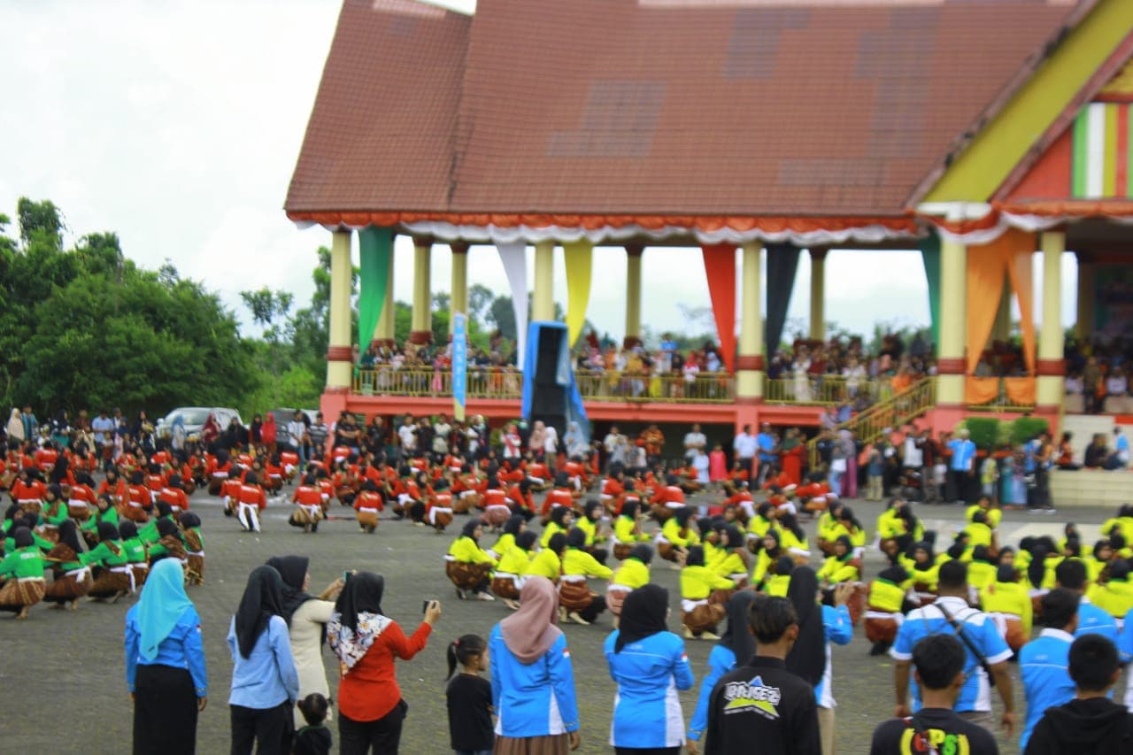 Seribu Penari Dampeng Meriahkan Pemuda Expo di Subulussalam