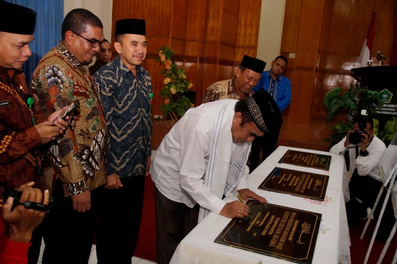 Menag Resmikan Tiga Gedung KUA SBSN di Aceh