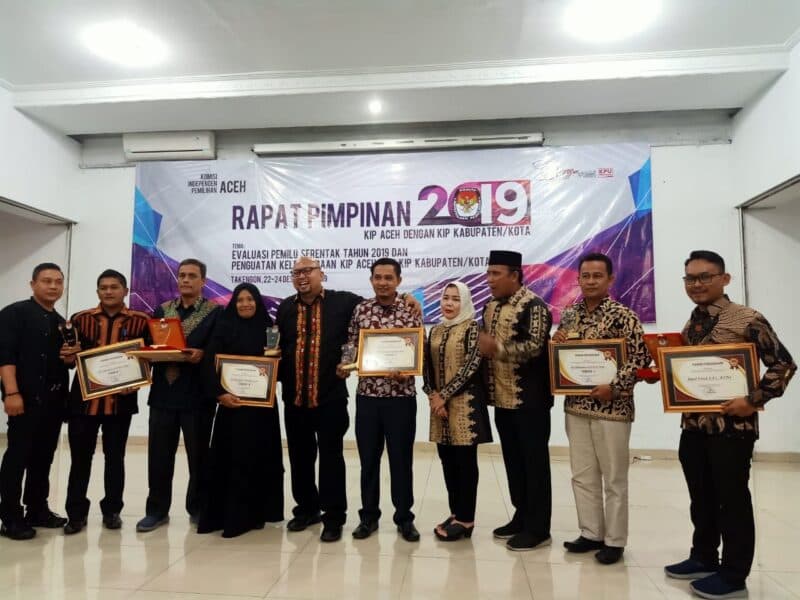 KIP Abdya Borong Penghargaan Pemilu Awards 2019