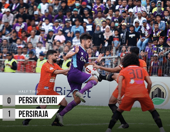Gol Cepat Persiraja Bikin Persik Kediri Keok di Kandangnya