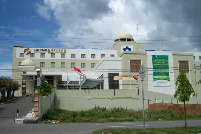 130 Karyawan Hotel Hermes Dirumahkan, Tetap dapat THR