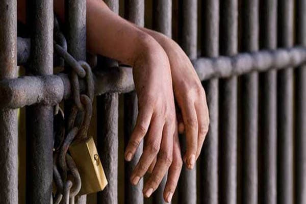 Dosen USK yang Dipenjara Karena Kritik Kampus Dapat Amnesti dari Presiden