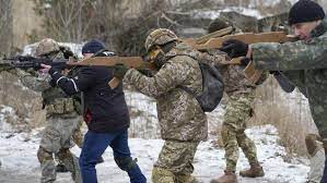 Militer Ukraina Klaim Pukul Mundur Pasukan Rusia di Utara Kiev