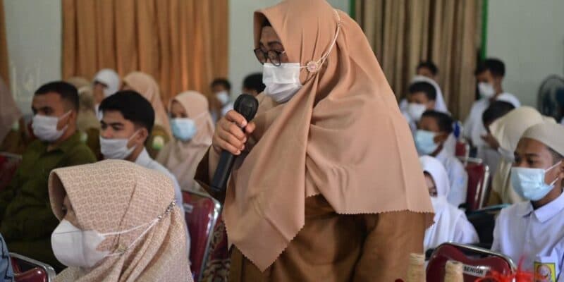 Cerita Suarni, 25 Tahun Mendidik Siswa Penyandang Disabilitas