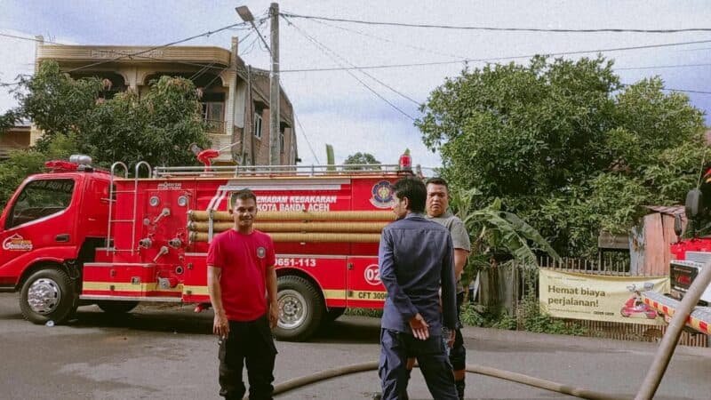 Lebaran Pertama, Satu Unit Ruko di Aceh Besar Terbakar