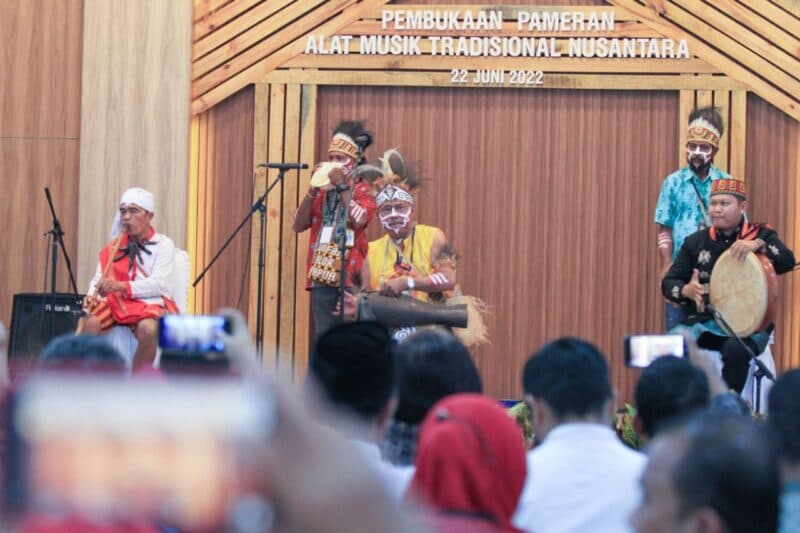 Pengunjung Puji Konsep Pameran Alat Musik Tradisional Nusantara di Museum Aceh