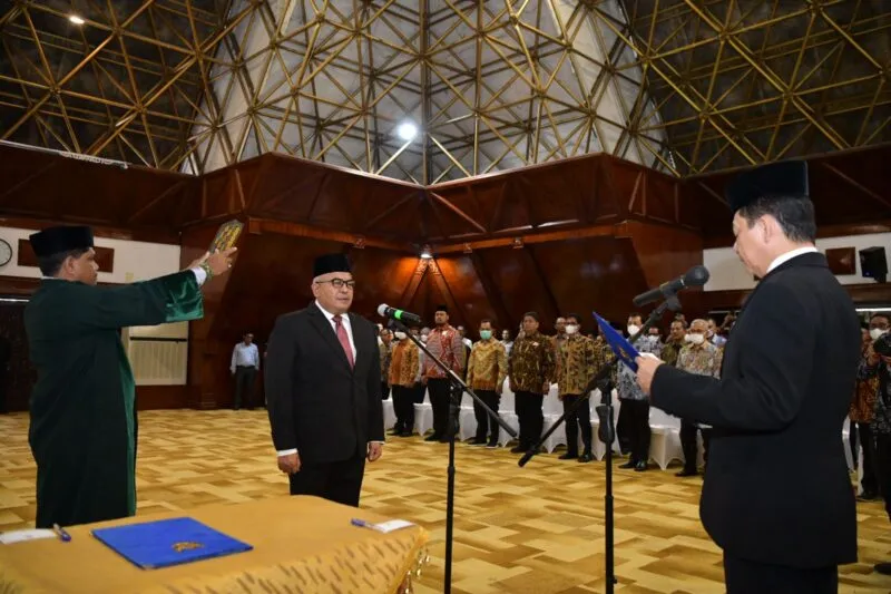 Achmad Marzuki Lantik Bustami Hamzah Sebagai Sekda Aceh