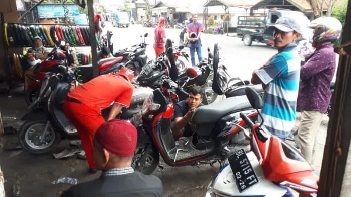 BBM di Salah Satu SPBU di Langsa Bercampur Air, Banyak Kendaraan Warga Mogok