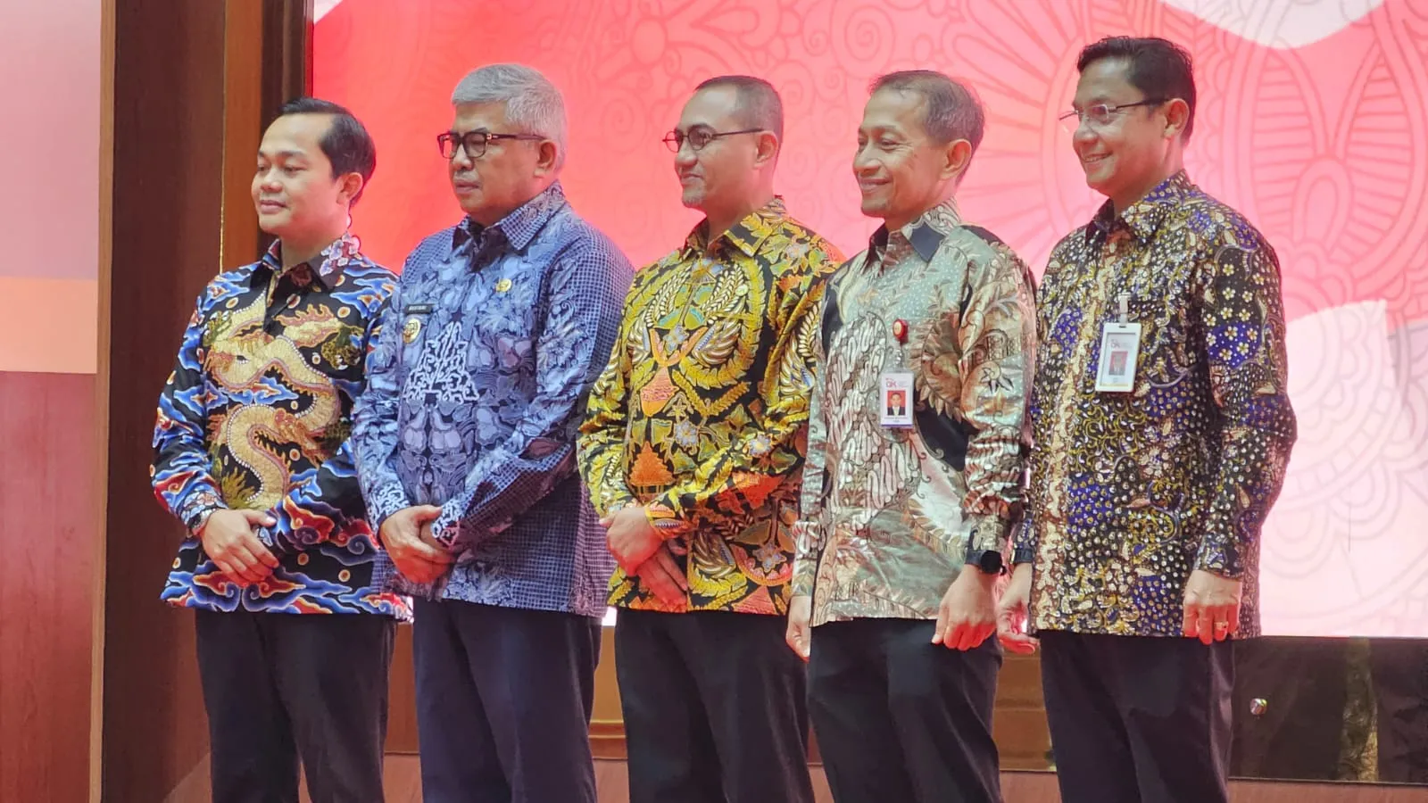 Kepala OJK Aceh yang Baru Harus Perkuat Sistem Keuangan Syariah