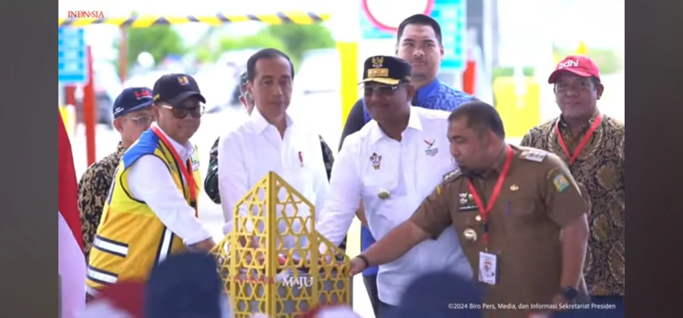 Jokowi Resmikan 4 Ruas Jalan Tol Sigli – Banda Aceh