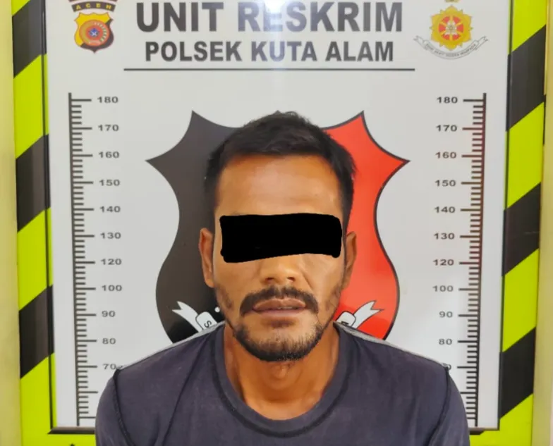 Pria Bersenjata Mainan Ditangkap Usai Curi Emas Seorang PNS di Lampulo
