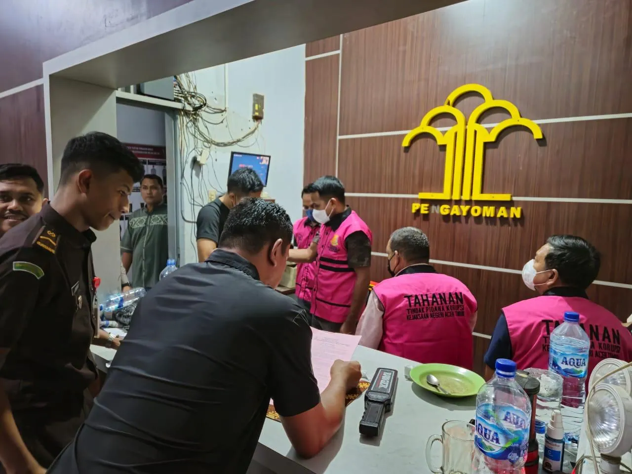 Tersangka Korupsi Proyek Gudang Arsip UPTD Aceh Timur Ditahan