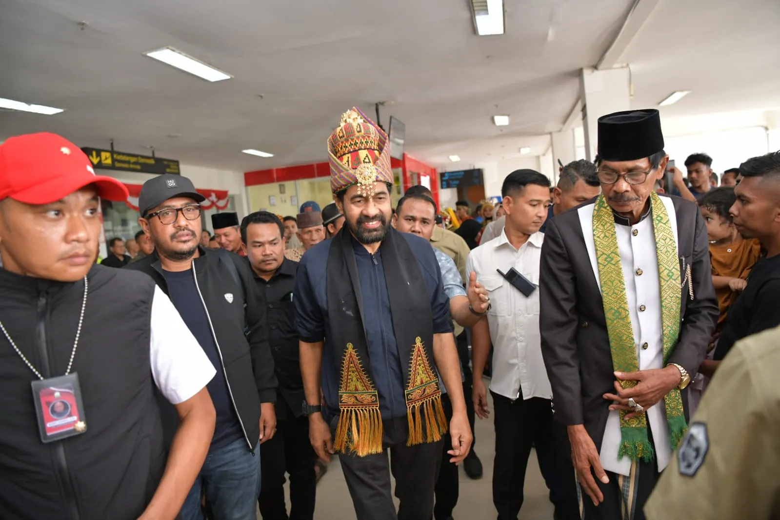 Mualem Sebut 4 Pulau Milik Aceh Dilirik Timur Tengah