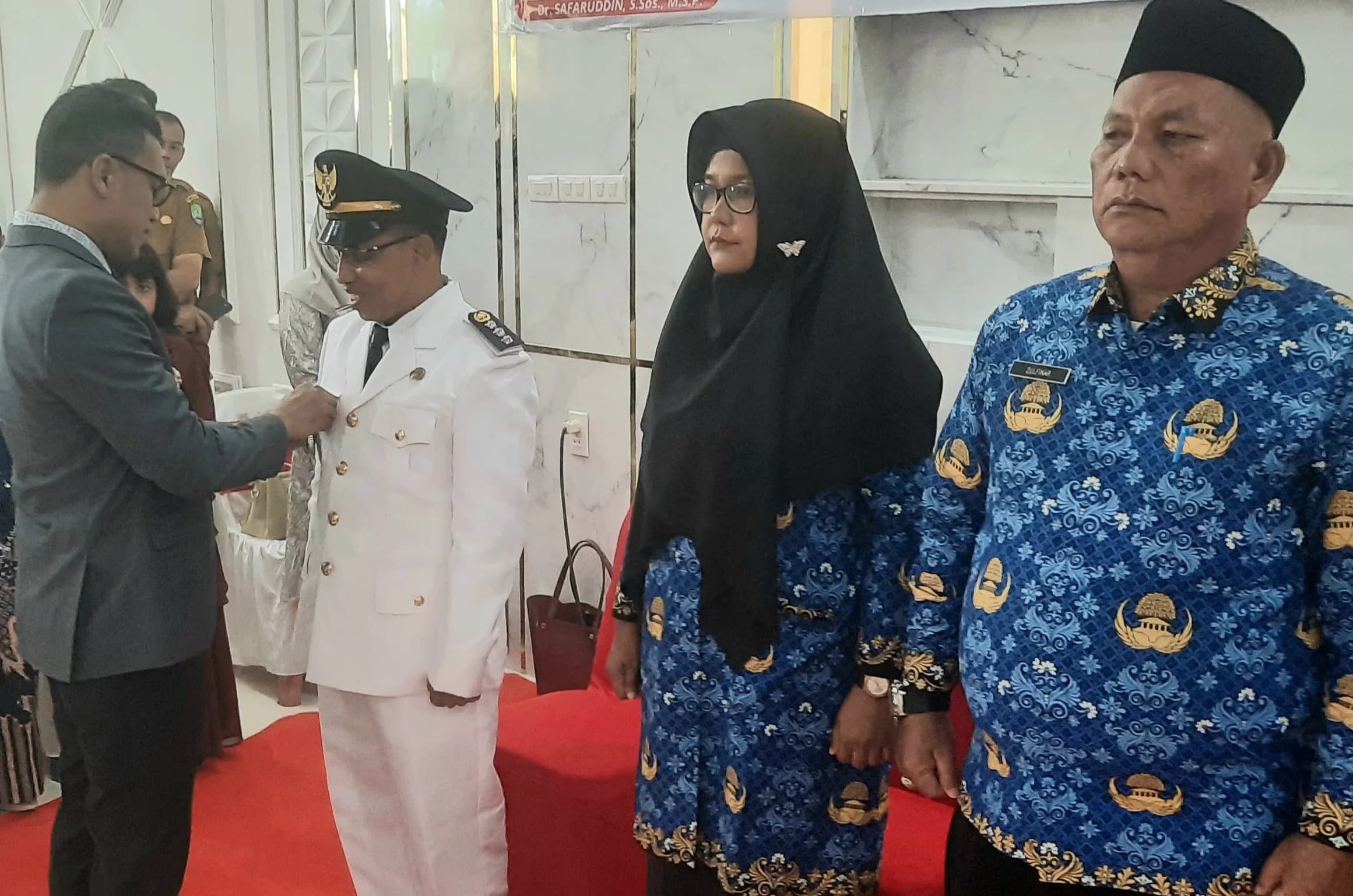 Bupati Safaruddin Lantik Pejabat Eselon III, Idris, S.HUM Jabat Camat Babahrot Definitif