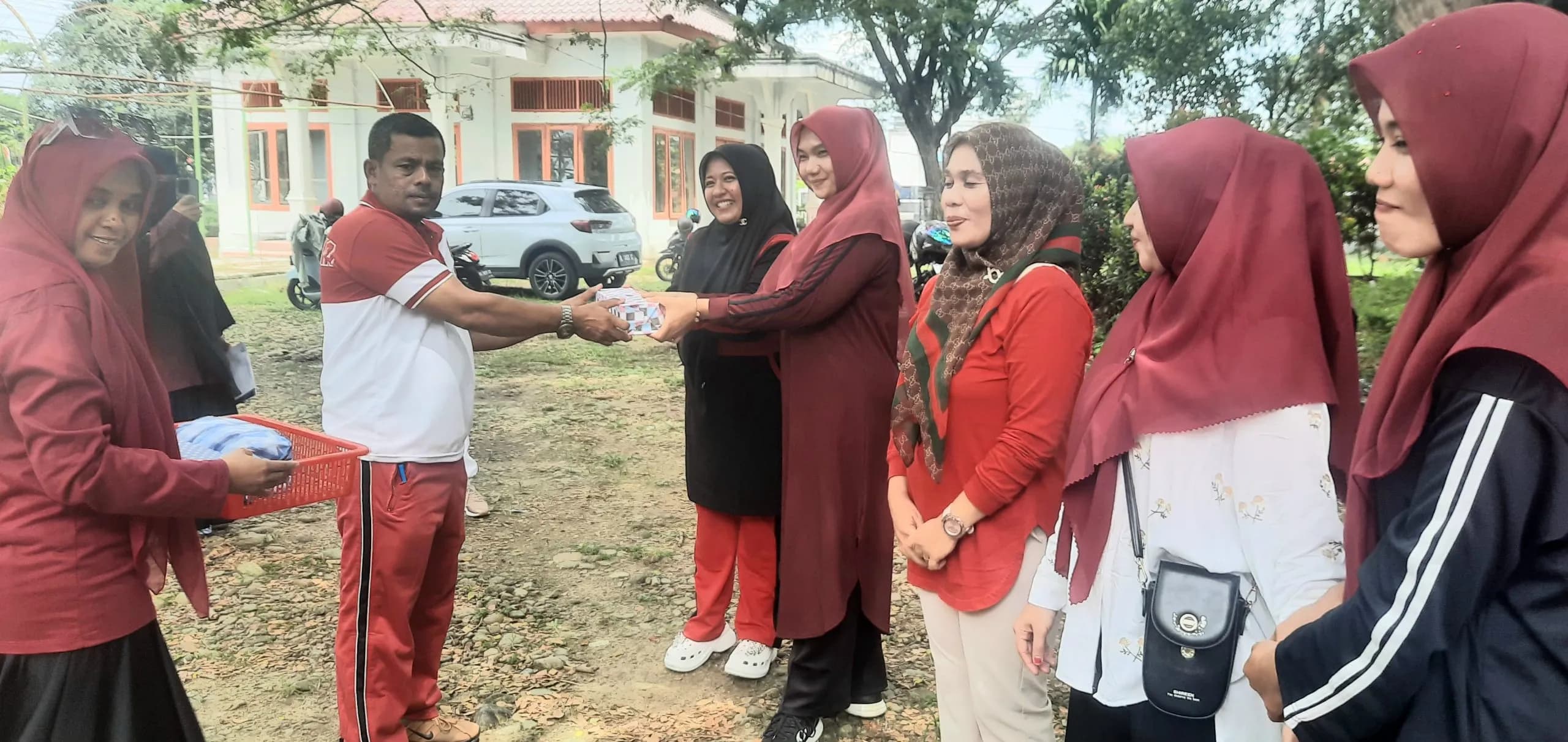 Semarak Agustusan, Dw Distanpan Gelar Senam Jantung Sehat dengan Nuansa Merah Putih
