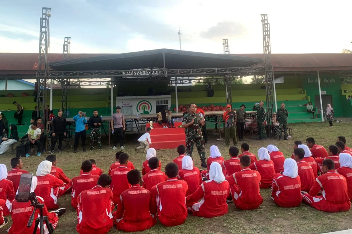 Jelang HUT ke-80 RI, Dandim Abdya Motivasi Paskibraka: Latihan Berat, Hasilkan Mental Tangguh