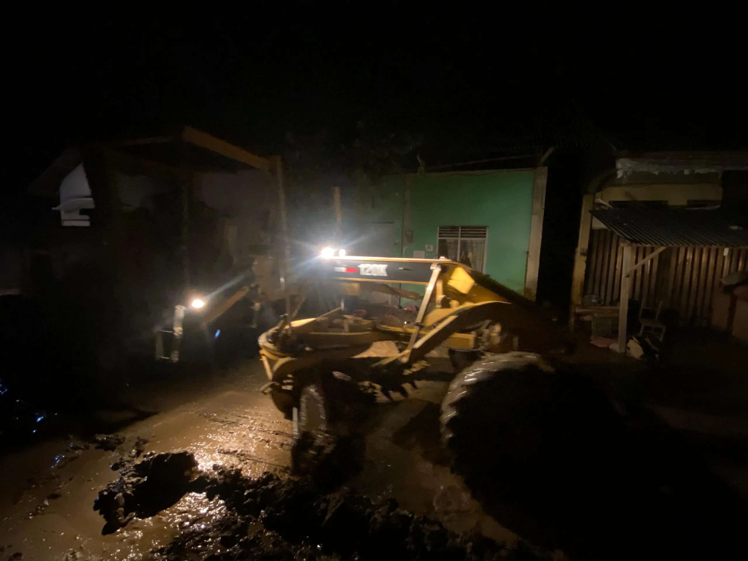 Sepekan Bencana, 6 Desa di Pidie Jaya Masih Terisolir