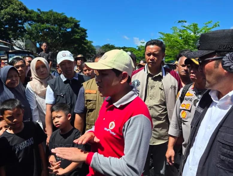 Wagub Fadhlullah Kunjungi Masyarakat Terdampak Banjir di Takengon