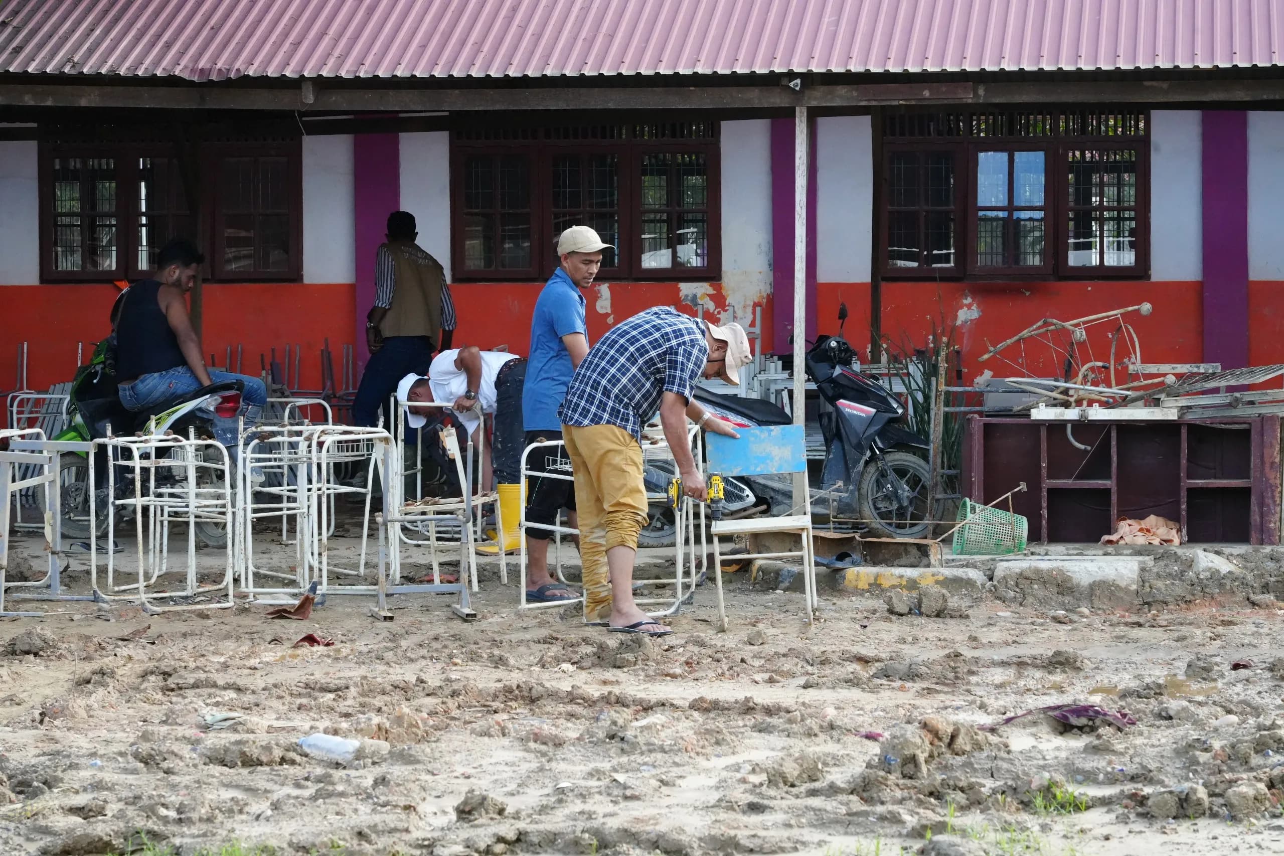 1.000 Mobiler Sekolah di Aceh Tamiang Direhabilitasi