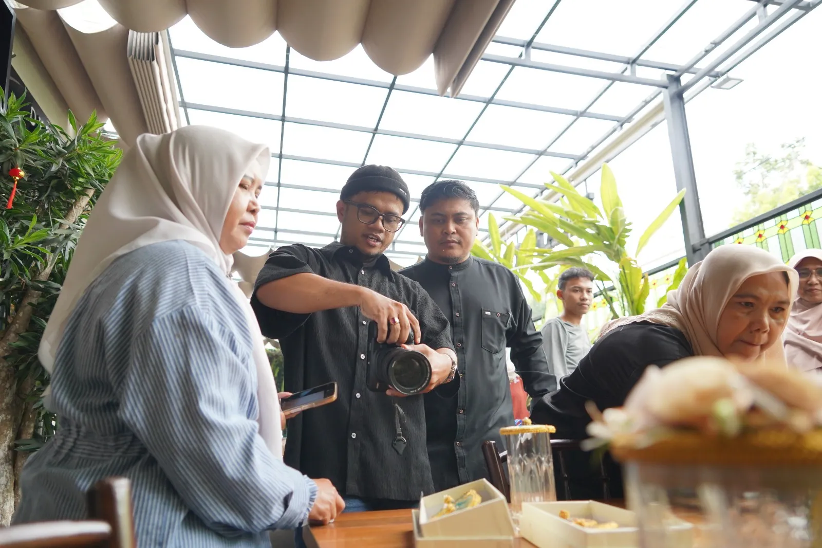 Pertamina Sumbagut Latih UMKM Fotografi Produk, Dorong Promosi Digital Naik Kelas