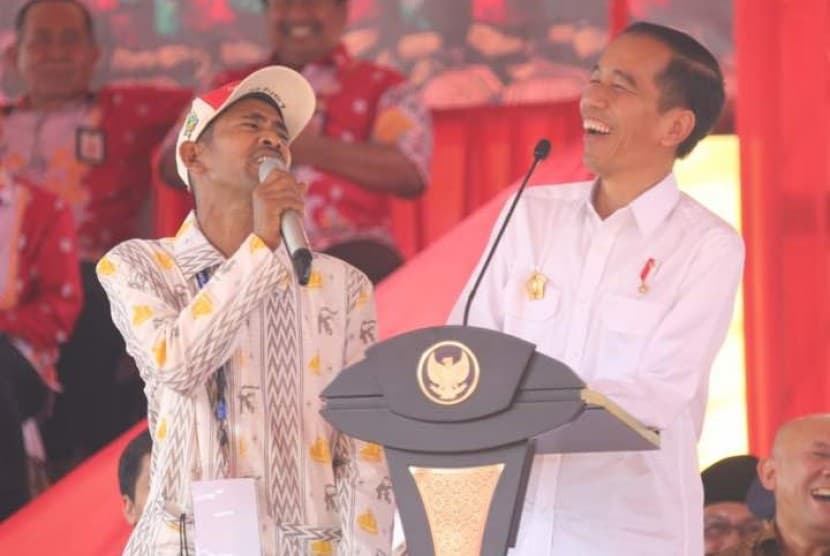 Dihalangi paspampres, Petani kakao ini ajari Jokowi Pancasila