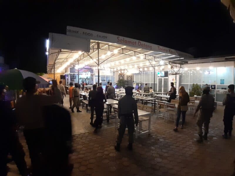 Petugas Dua Kali Sehari Razia Warga yang Tidak Pakai Masker di Banda Aceh