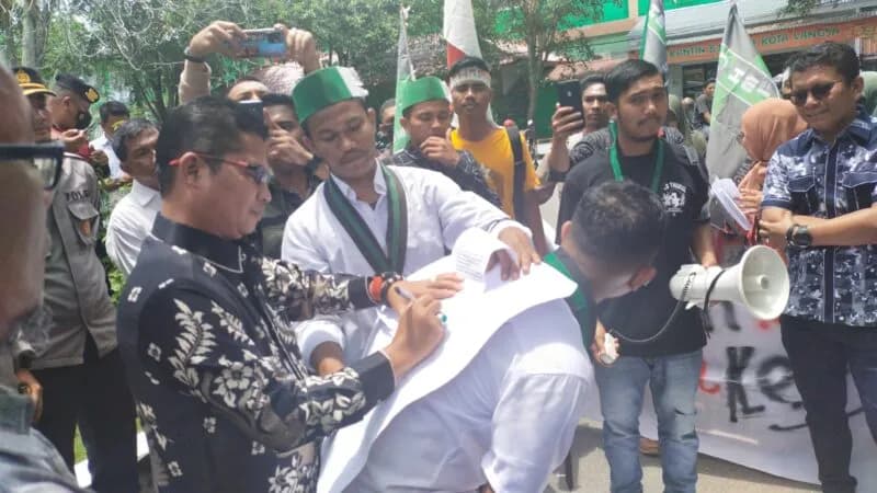 Mahasiswa Langsa Demo, Desak Dewan Ikut Tolak Kenaikan Harga BBM
