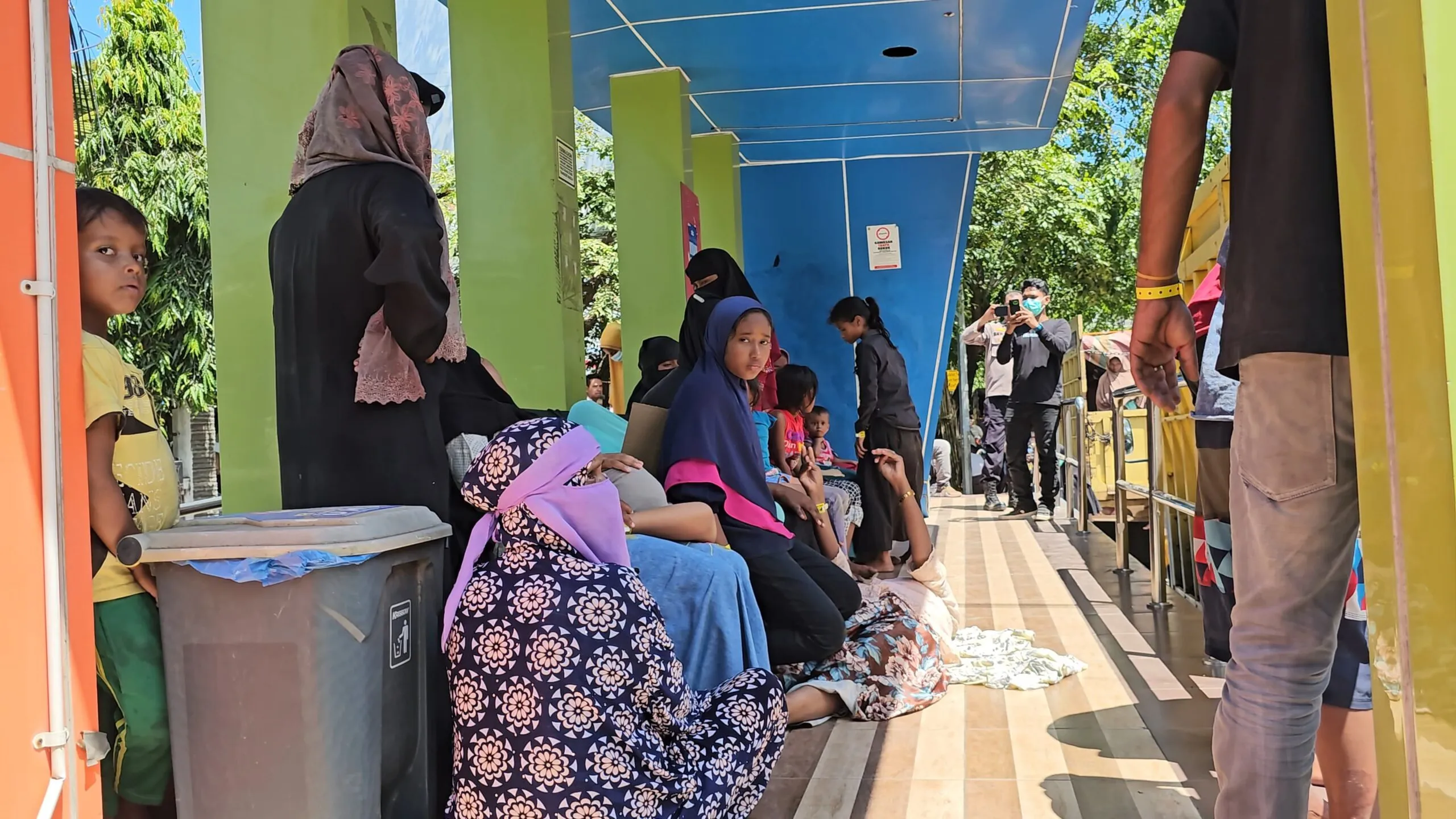 Sempat Ditolak, 152 Pengungsi Rohingya Ditampung Sementara di GOR Tapaktuan