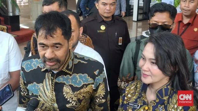 Mualem dan 17 Gubernur Protes Menteri Keuangan Soal Pemotongan Duit Pemda